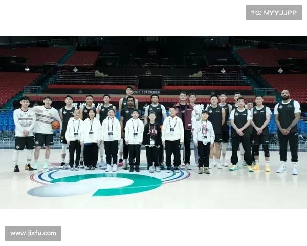 姚基金慈善赛首度落户武汉 中日韩大学生联队对抗CBA星锐队